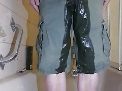 pee in shorts