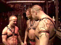 Slavaff, handballing, sadism & masochism