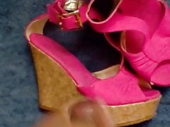Follando deliciosas plataformas shoejob pink wedges cumshot