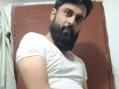 Gigantic Manhood man want to penetrate a fantastic super-hot cougar and milf chicks.