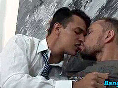 college twink comes home for without a condom with unshaved daddy