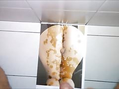 Huge cum tribute for user replay-me