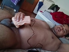 Superstar, getting off, masturbation