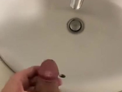 Italian lad spunks with his ample dinky before showering
