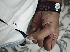 When I Saw My Sister-in-law Changing Her Clothes, I Started Masturbating