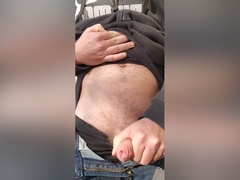 Outside Hands Free Cumshot