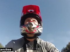 Aaron Bruiser with Alexander Motogazzi at Dirty Rider Part 4