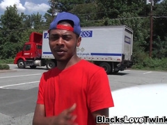 Amateur Ebony Inexperienced Masturbates and Takes a Hot Facial