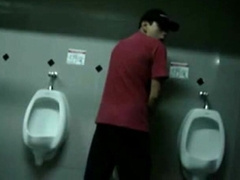 Bigcockflasher Wanking in public restroom 4
