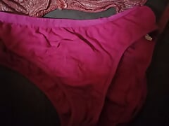 Fap on sis bra and panty