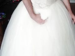 Showing proper love to an overprotective brides wedding dress