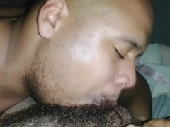 LE HAGO GARGANTA PROFUNDA Y LE TOMO LA LECHE AL NOVIO DE MI MEJOR AMIGA