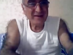 Old hairy turkish man jerking off on webcam