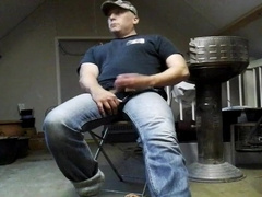 Str8 farmer daddy jerking 9