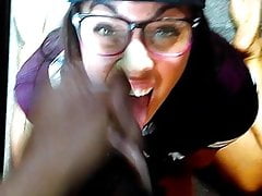 Random Cum Target 24 - Cum Tribute(slut on her knees)