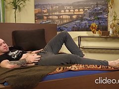 Straight hairy Matej O. solo strip jerkoff cumshot