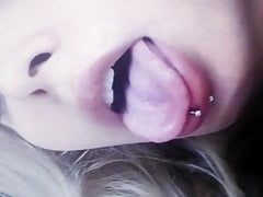 Crazy cum Tribute (cumming in the mouth of a little slut)