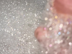 Fapping with bubbles in the douche