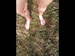 Pee on my feet