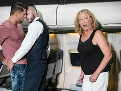 First-class hottie Roman Todd fucking Devy on the plane