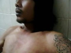 Thai Boy Quick Jerkoff