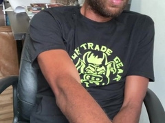 ROCK MERCURY PLAYS WITH GINORMOUS EDIBLE FUCK-STICK ON WEB CAM FOR ROCKERS AND MERCURIANS