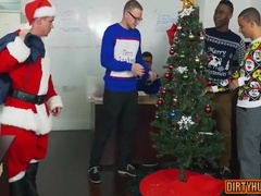 Muscle Homosexual Three-some With Facial