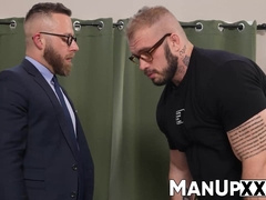 Kinky man hypnotizes a big and muscular dude for pleasure