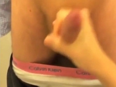 Two friends play wanking games 3