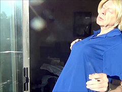 insatiable Gigi - Doing it all for you