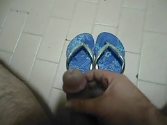 Cum on Blue Havaianas Floral