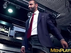 Bar gimp agrees to fuck this sexy classy dude after hours