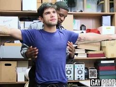 Busted shoplifter gets fucked to get away with it