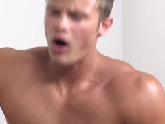 The New Exclusive Charlie Pattinson Hook Up