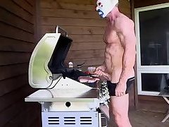 The Clown Grillin Out