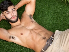 Bearded hottie Kipp blows his load on the couch