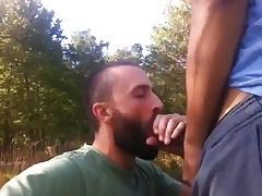 Chuapando rola no mato