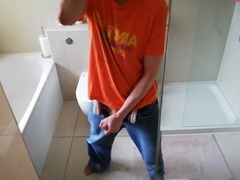 Average body, solo, first-timer