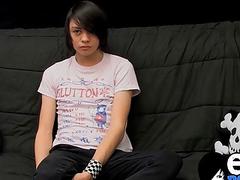 Adorable Roxie gets dirty with a butt plug