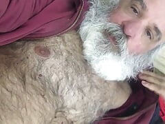 MACRO-PENIS OF THICK BODY STRONG HAIRY