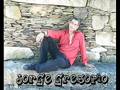 Gresopio on the Swing 1