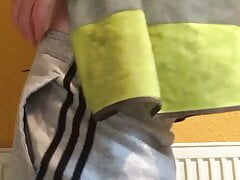 Dirty builder Jonny4dad in HiVis shooting my load