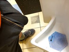 Long Urinal Piss