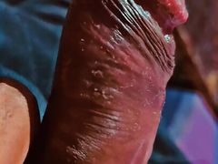 Falshing big Penis in Thailand at home cheating mom Hand job