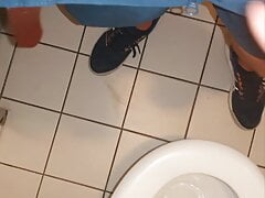 Master Ramon pisses toilet dirty, sorry for my golden champagne