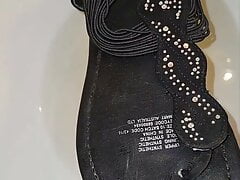 A fan sent gfs sandals
