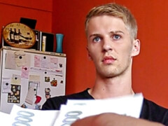 A shredded guy with a bubble butt gets fucked in POV