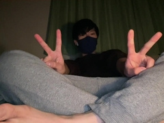 Asian dude milks before going to couch [Jerking off]