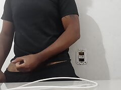 Pulled the big dick out