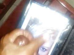 Tribute  to Vivien